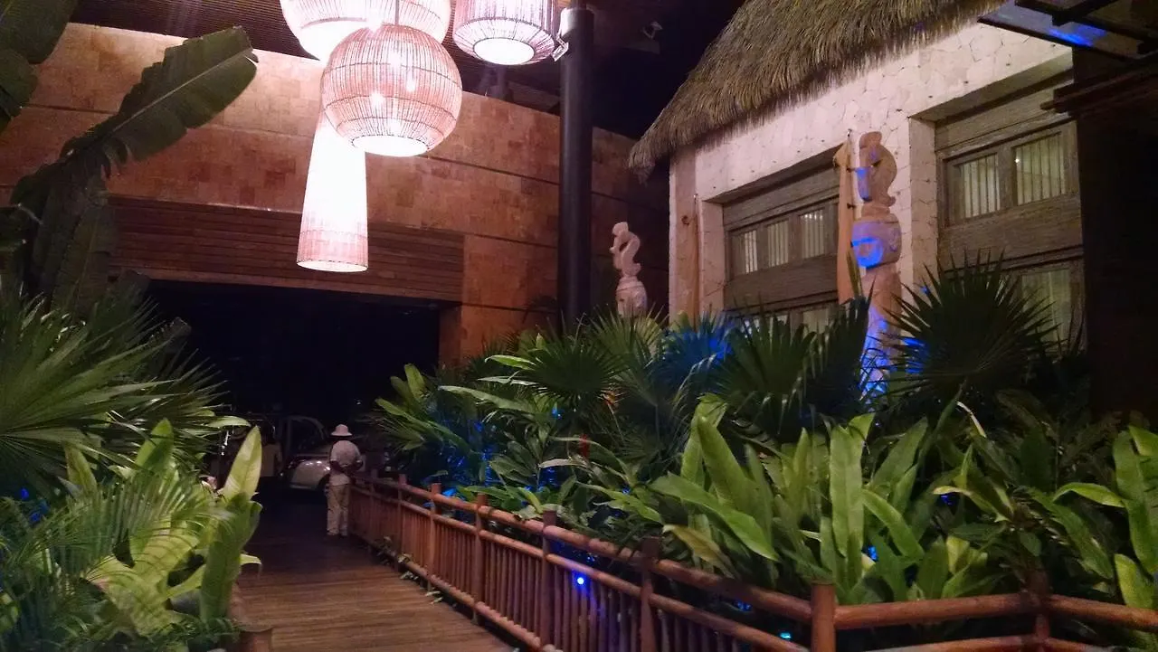 Hotel Suites At Mayan Palace Vidanta Resort Riviera Maya